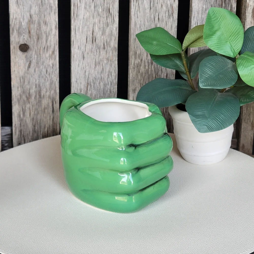 Incredible Hulk Green Oversized Fist Mug- Marvel - Picture 3 of 10